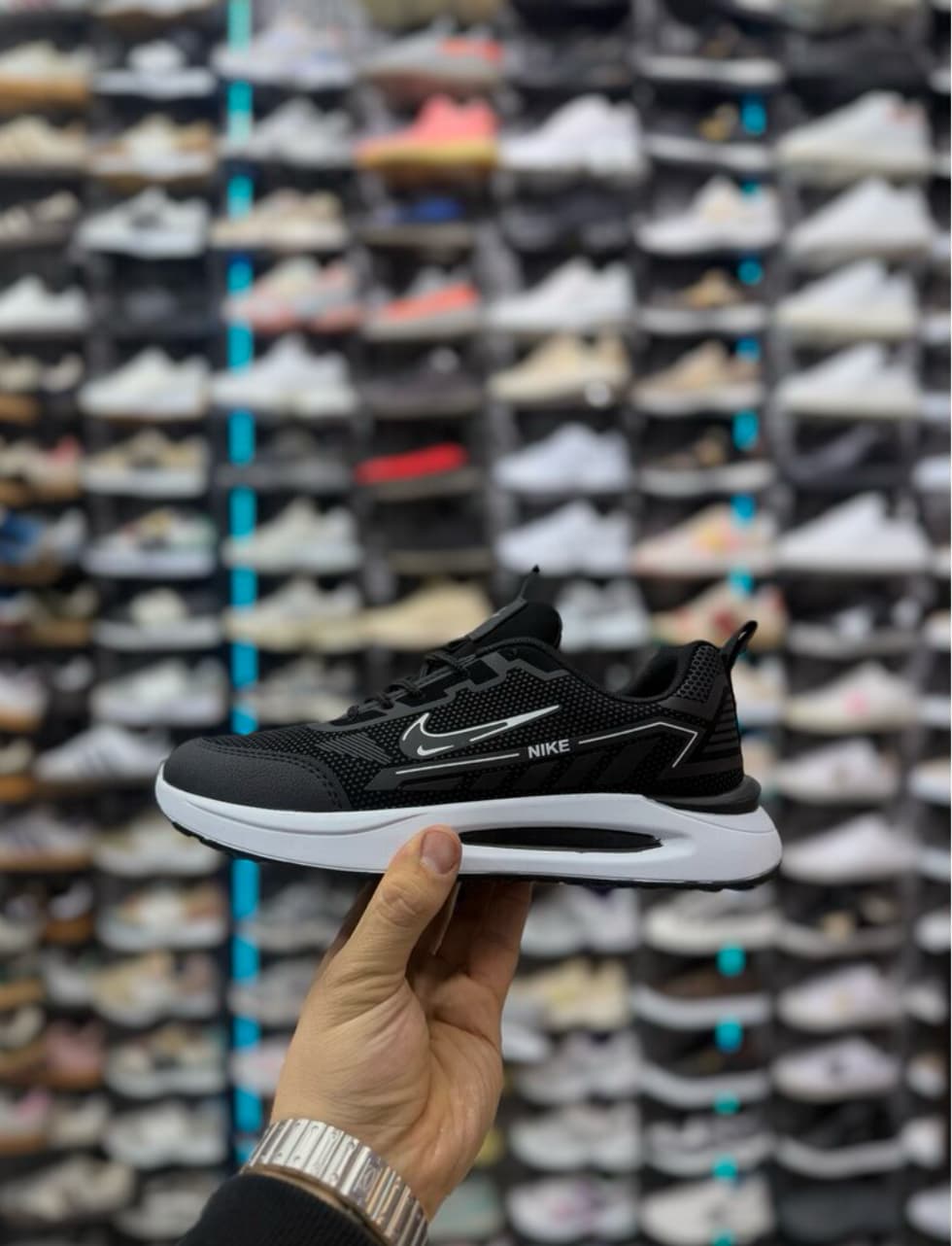 Nike – Siyah beyaz