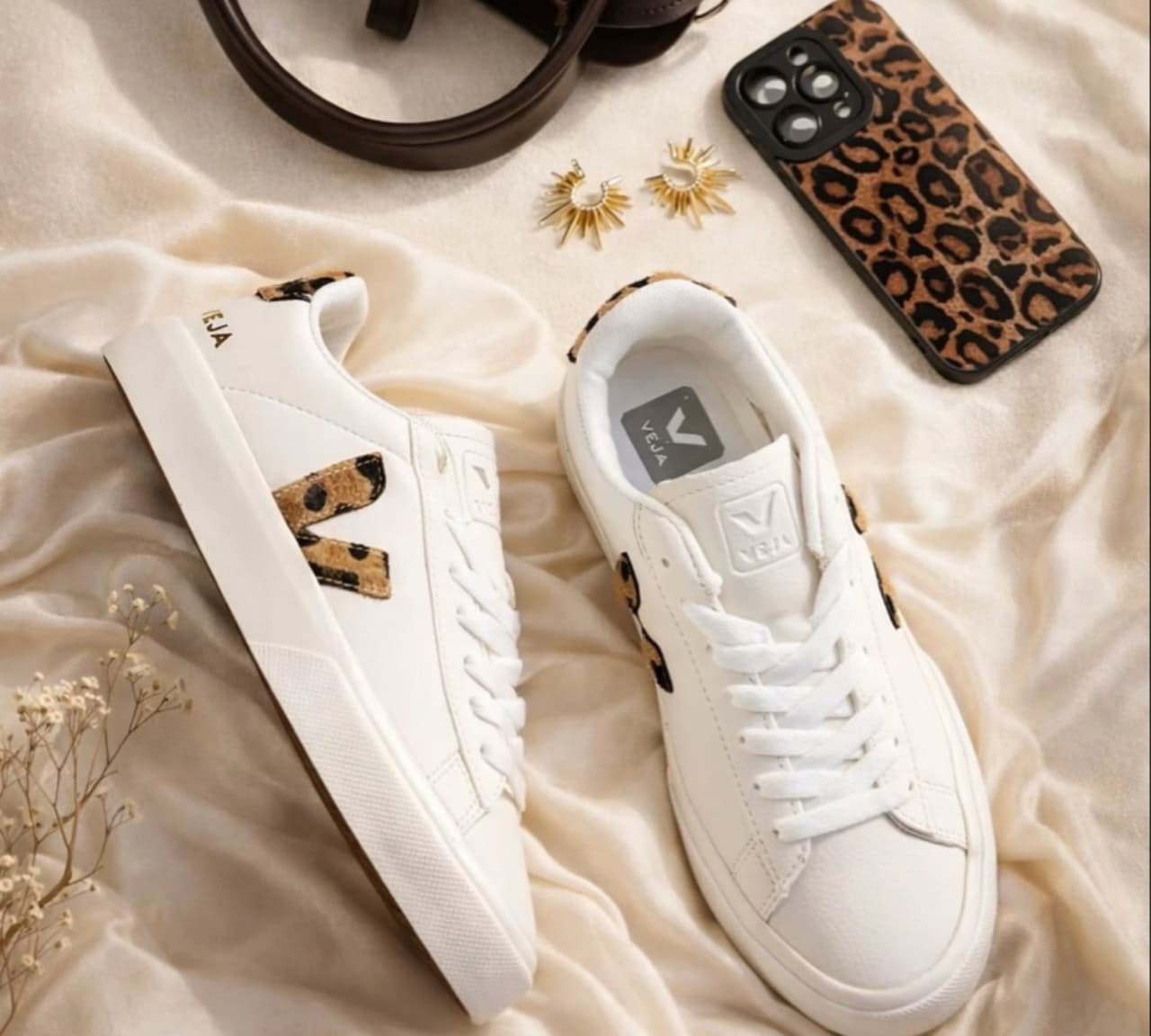 Veja – Beyaz leopar